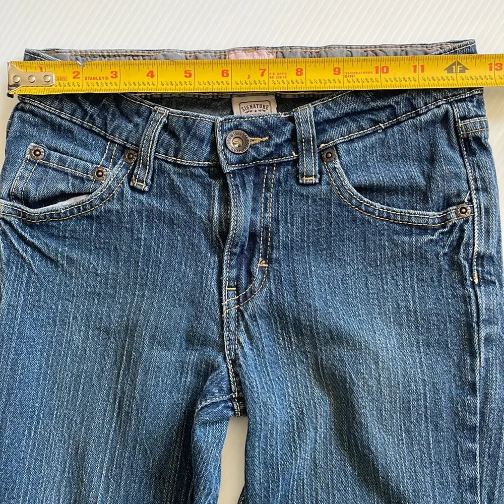 Levi Strauss & Co signature straight leg jeans.  Girls size 12